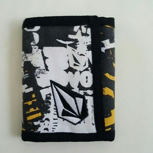 Volcom wallet